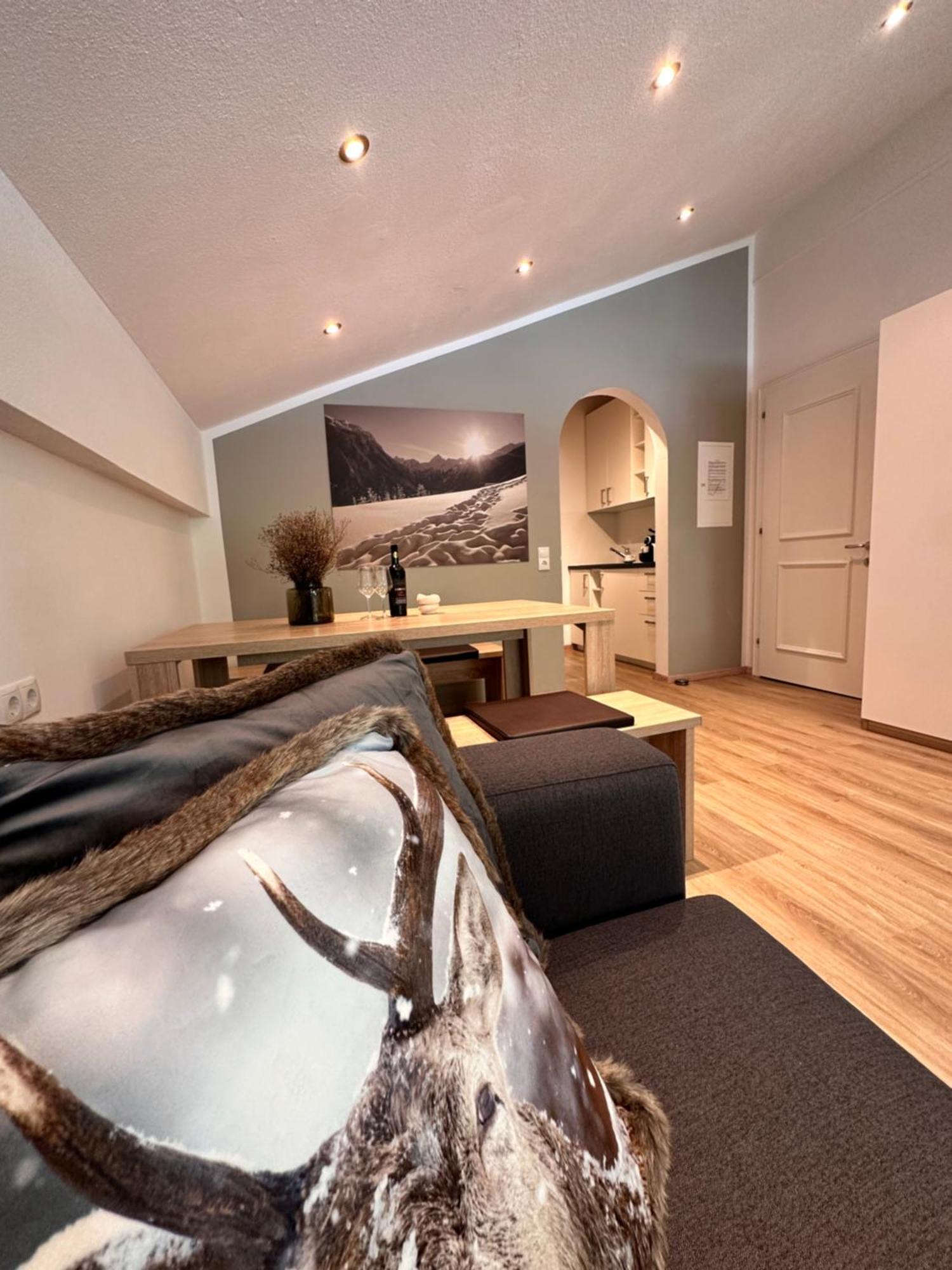 Zentrum Appartements Lorenzin Gaschurn Exterior photo