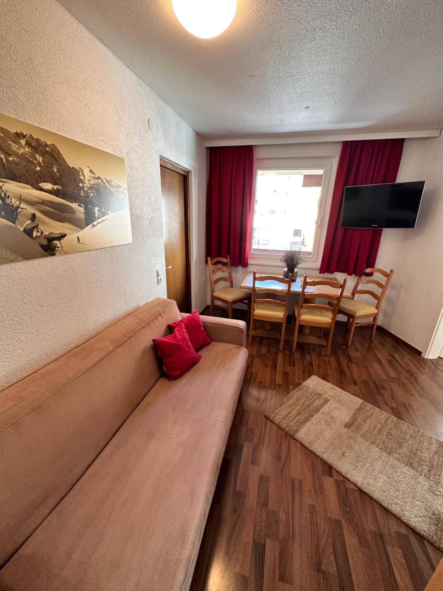 Zentrum Appartements Lorenzin Gaschurn Exterior photo