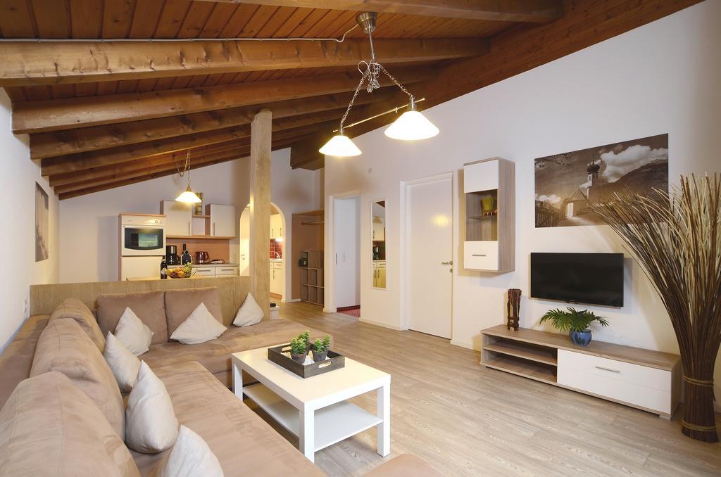 Zentrum Appartements Lorenzin Gaschurn Exterior photo